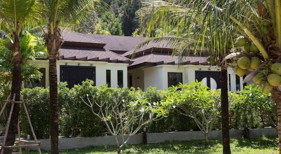 Tup Kaek Sunset Beach Resort & Spa