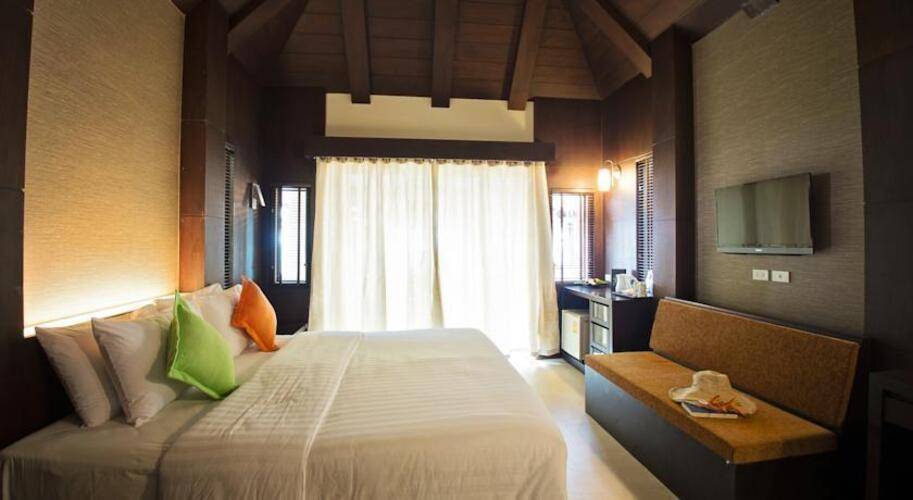 Tup Kaek Sunset Beach Resort & Spa