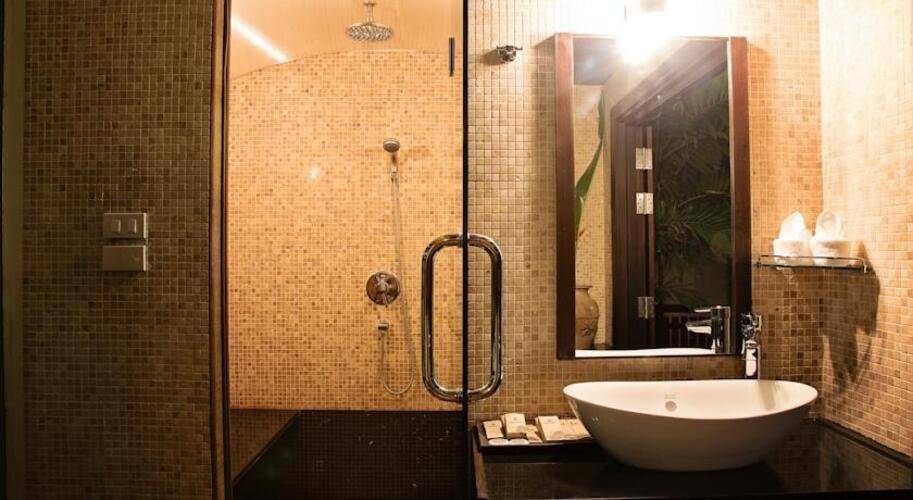 Tup Kaek Sunset Beach Resort & Spa