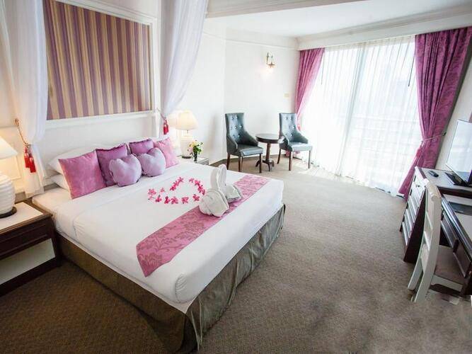 First Pacific Hotel And Convention (Ex. Town In Town Hotel Pattaya)