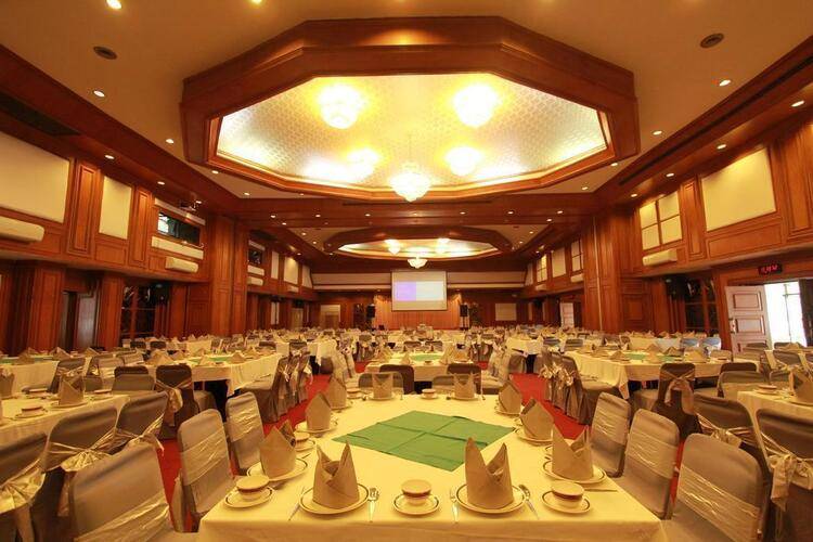 First Pacific Hotel And Convention (Ex. Town In Town Hotel Pattaya)