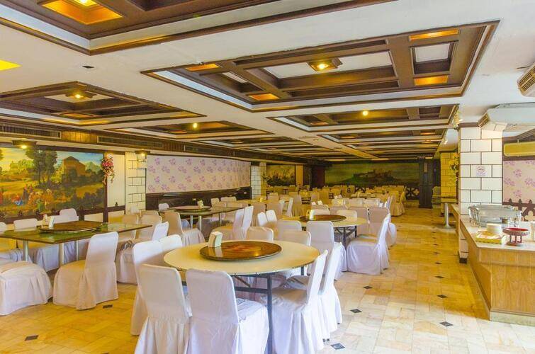 First Pacific Hotel And Convention (Ex. Town In Town Hotel Pattaya)