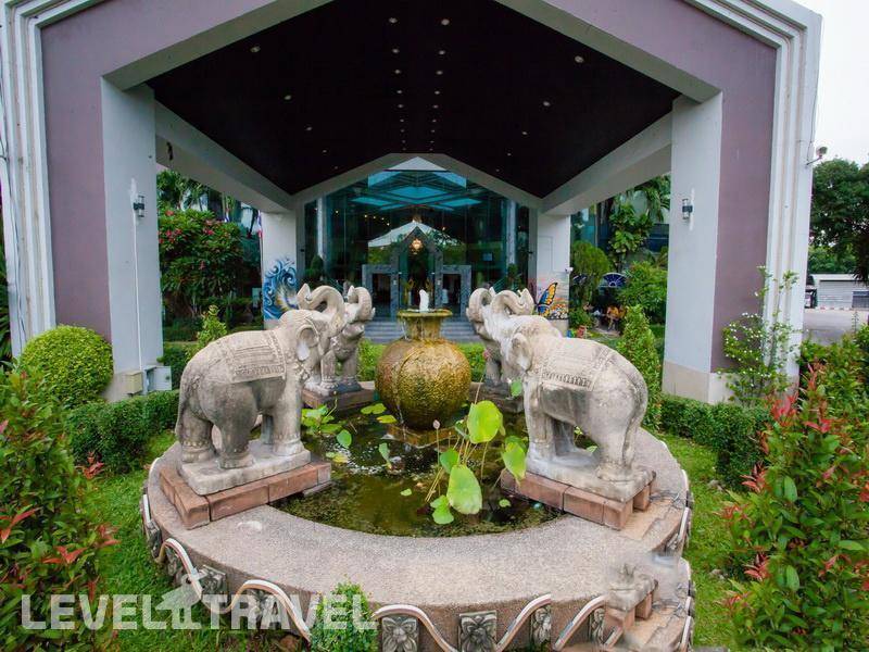 Фотография First Pacific Hotel And Convention (Ex. Town In Town Hotel Pattaya) Фотография First Pacific Hotel And Convention (Ex. Town In Town Hotel Pattaya)