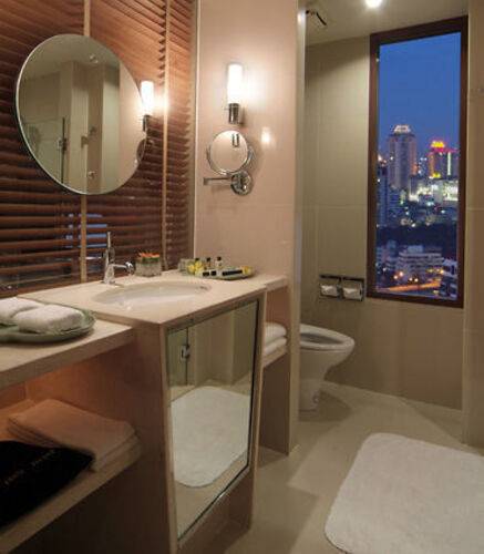Courtyard By Marriott Bangkok