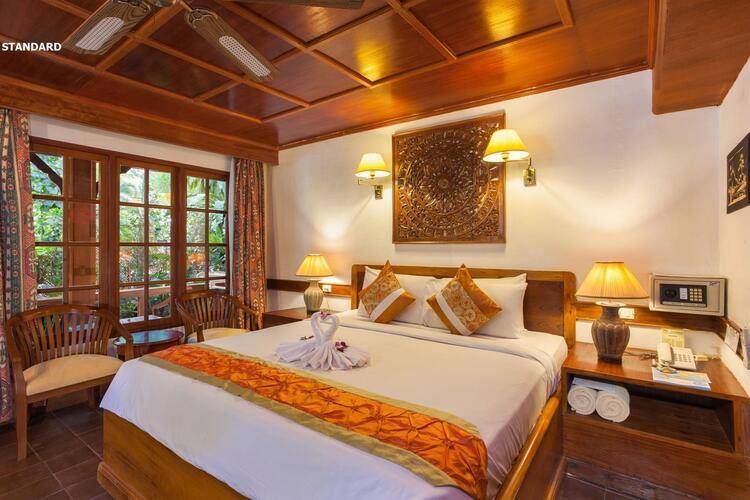 Tropica Bungalow Hotel