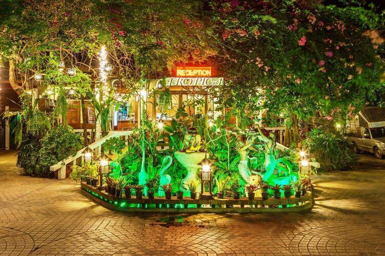 Tropica Bungalow Hotel