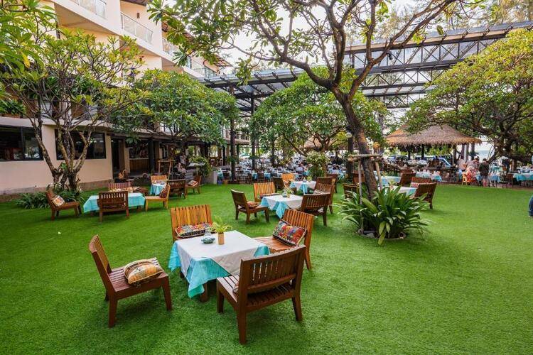 Baan Laimai Beach Resort