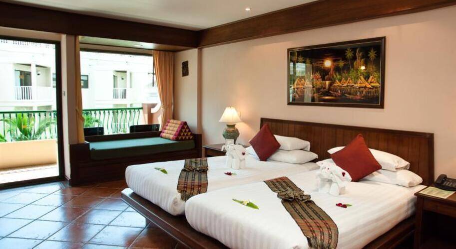 Karon Sea Sands Resort