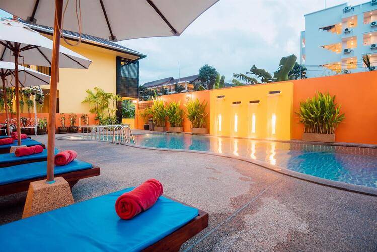 Kata Silver Sand Hotel