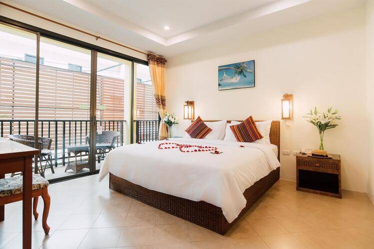 Kata Silver Sand Hotel