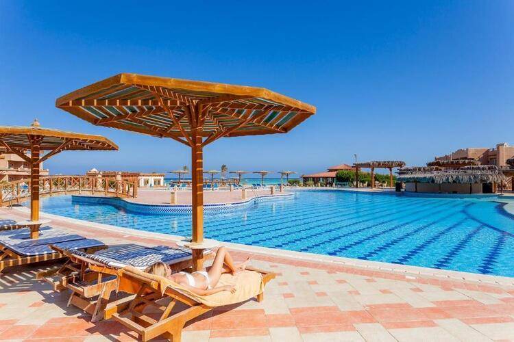 Laguna Beach Nakary Resort (Ex.Deep Blue Inn)