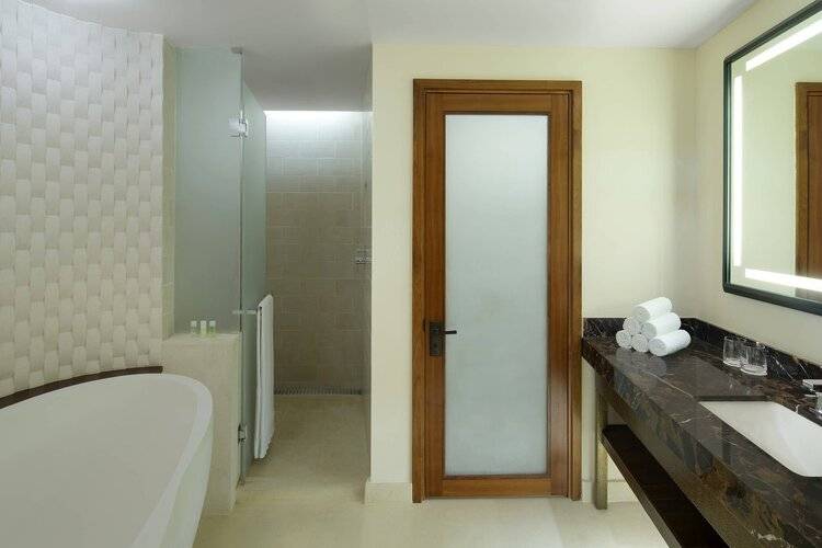 Westin Abu Dhabi Golf Resort & Spa
