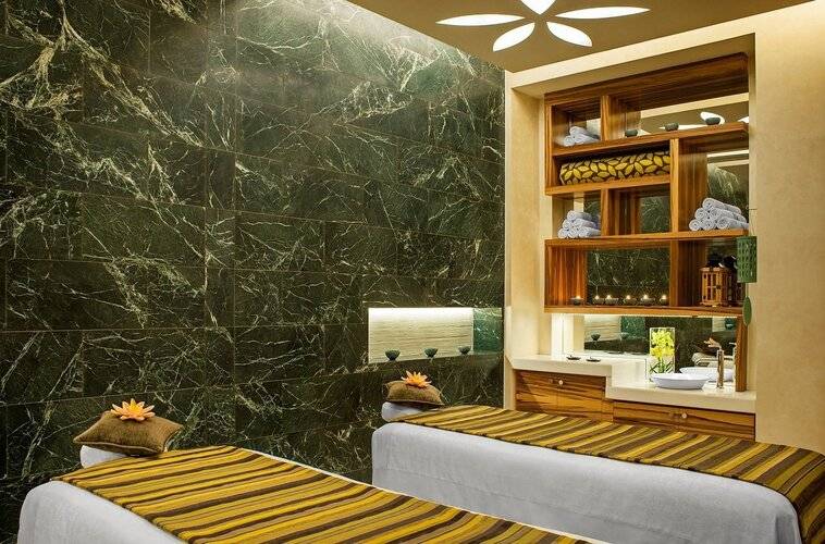 Westin Abu Dhabi Golf Resort & Spa