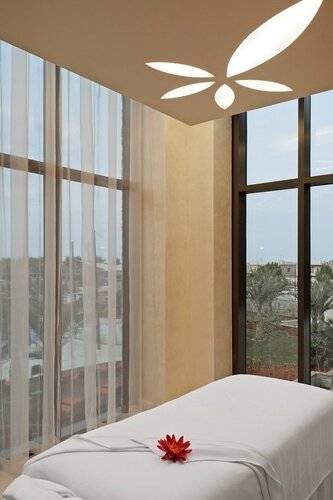Westin Abu Dhabi Golf Resort & Spa