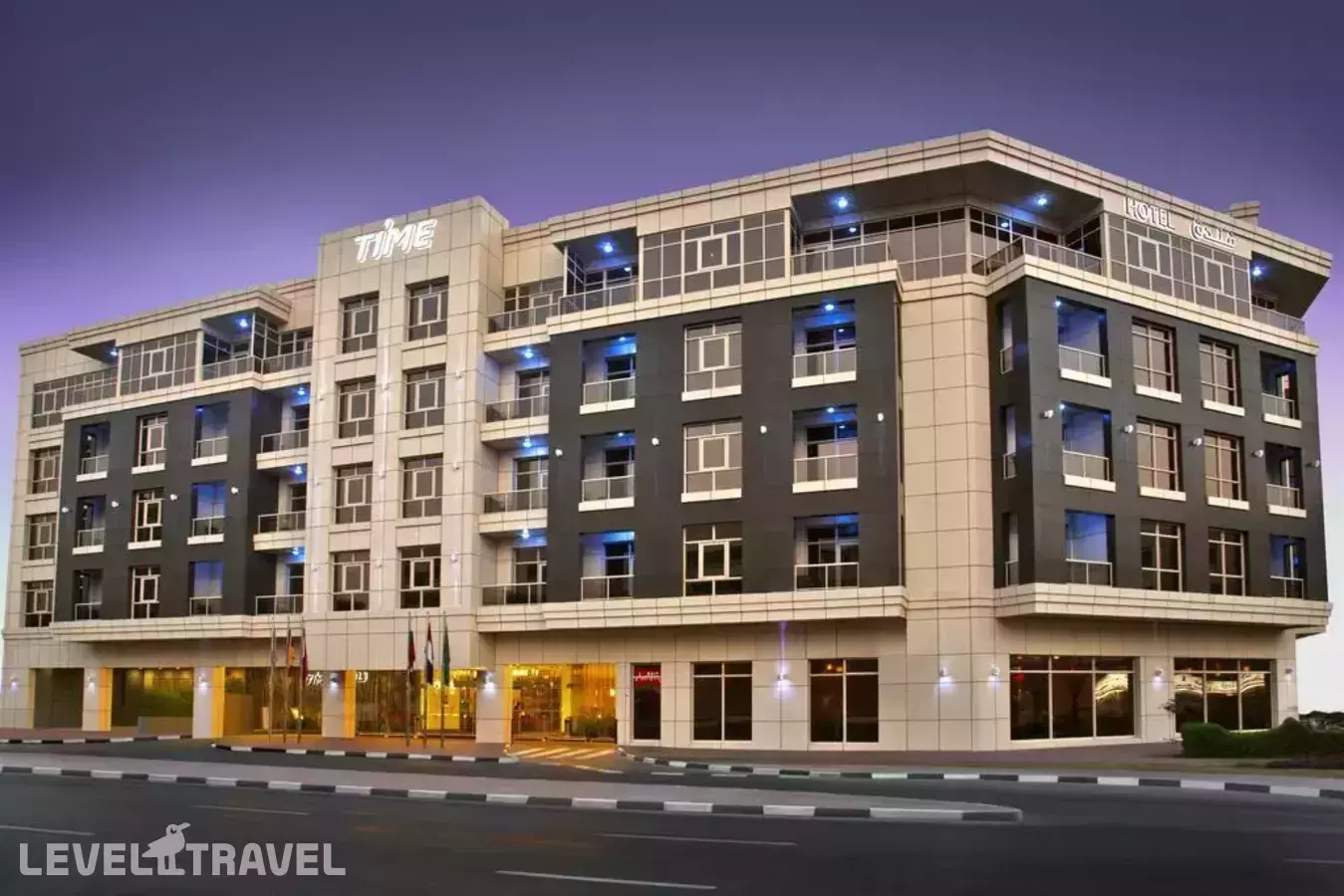 Time Grand Plaza Hotel