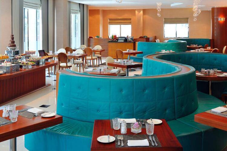 Avani Hotel Deira ( Ex. Movenpick Hotel Deira)