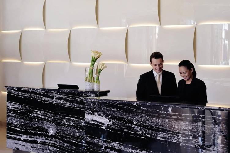 Avani Hotel Deira ( Ex. Movenpick Hotel Deira)