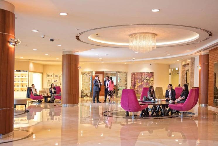 Avani Hotel Deira ( Ex. Movenpick Hotel Deira)