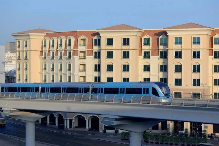 Avani Hotel Deira ( Ex. Movenpick Hotel Deira)