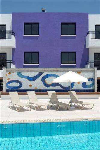 Senator Hotel Apartments