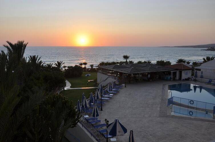 Helios Bay Hotel Apartments