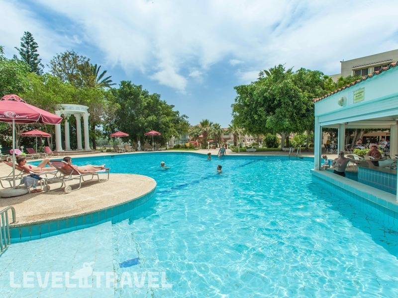 Фотография Crown Resort Henipa