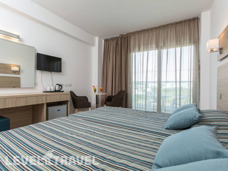 Фотография Kapetanios Bay Hotel