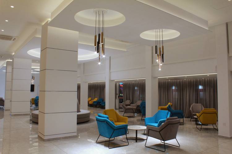 Kapetanios Bay Hotel