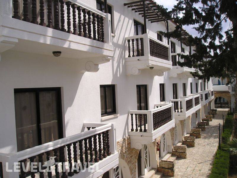 Фотография Lysithea Hotel Apartments