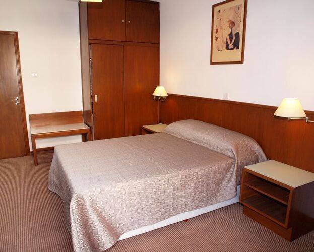 Blazer Residence Apts (Ex. Petrou Aparthotel)