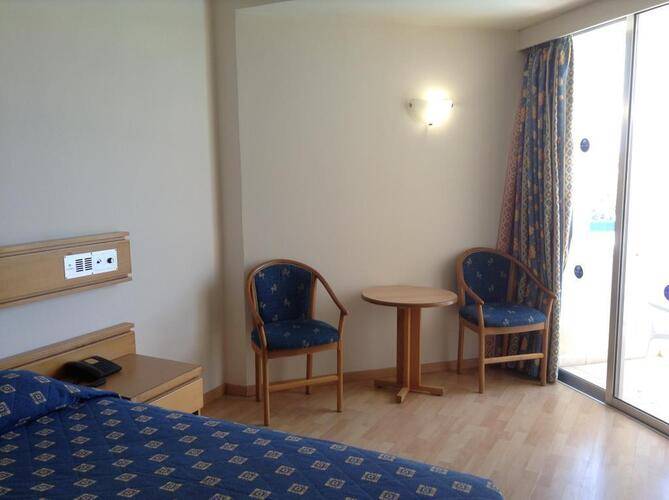 Kissos Hotel