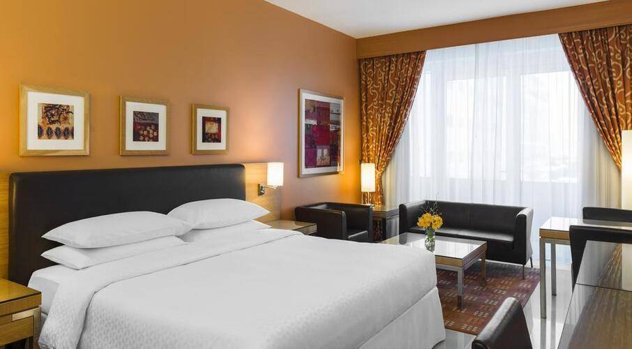 Four Points By Sheraton Downtown