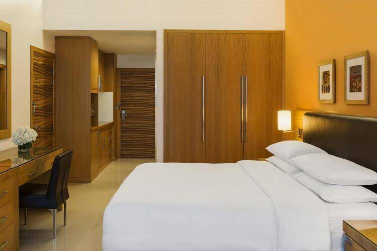 Four Points By Sheraton Downtown