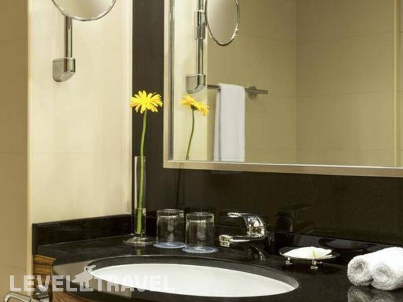 Фотография Four Points By Sheraton Downtown