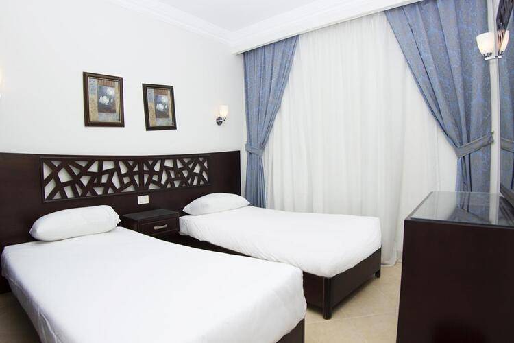 Pyramisa Sunset Pearl Residence