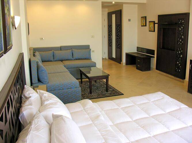 Pyramisa Sunset Pearl Residence