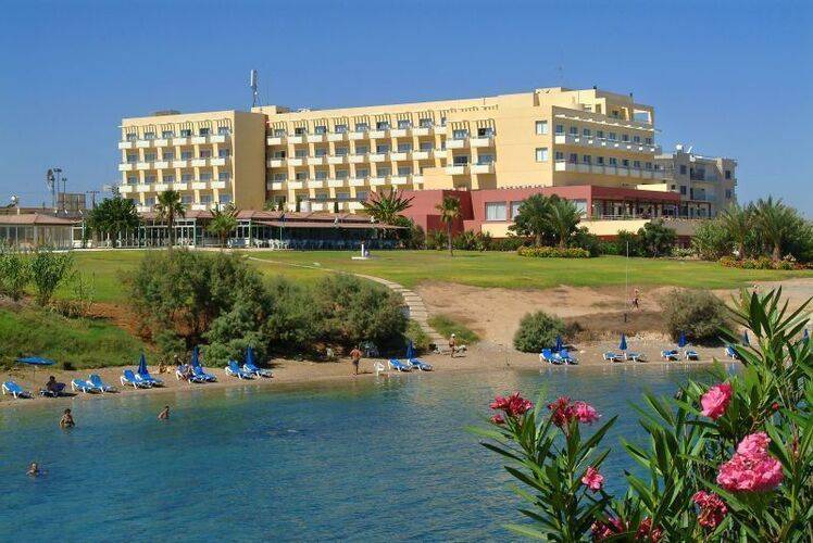 Kouzalis Beach Hotel (Adults Only 18+)