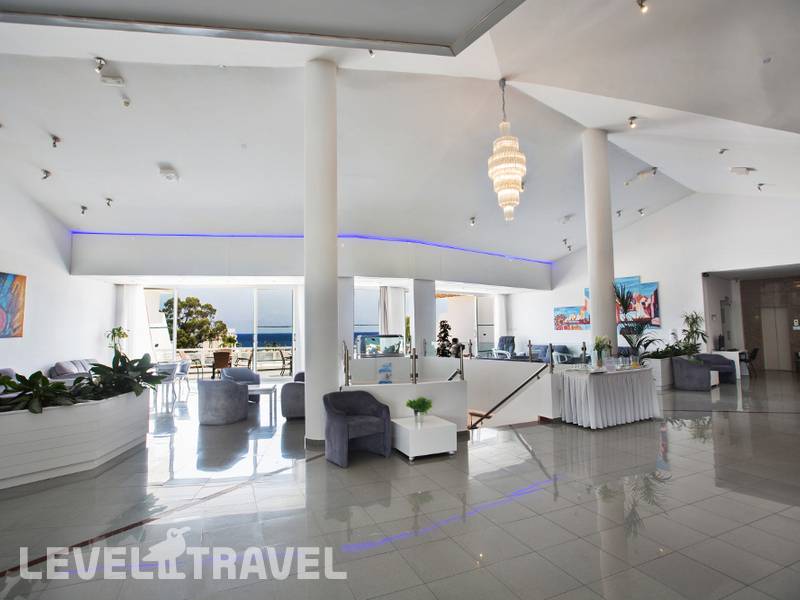 Фотография Adelais Bay Hotel