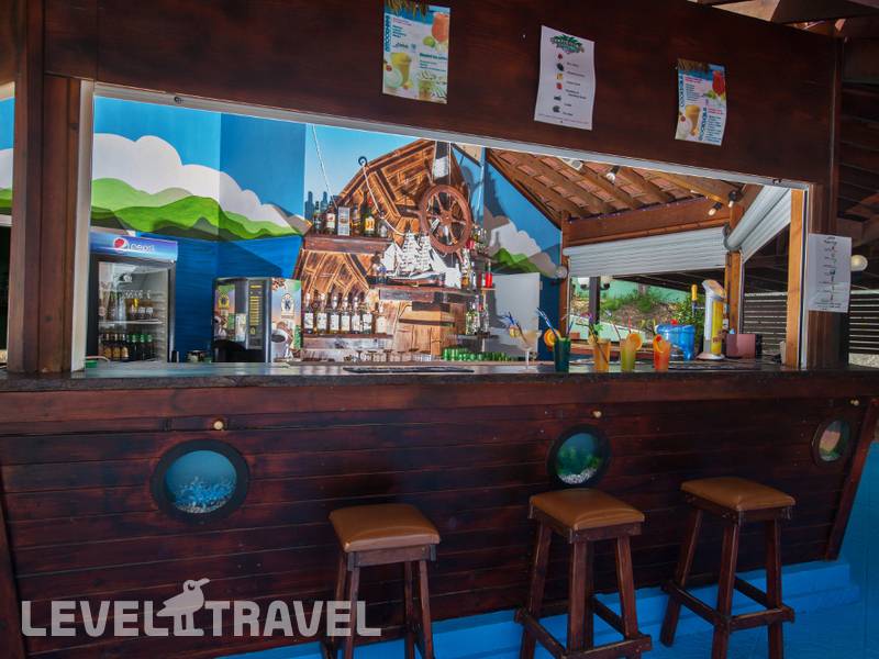 Фотография Adelais Bay Hotel