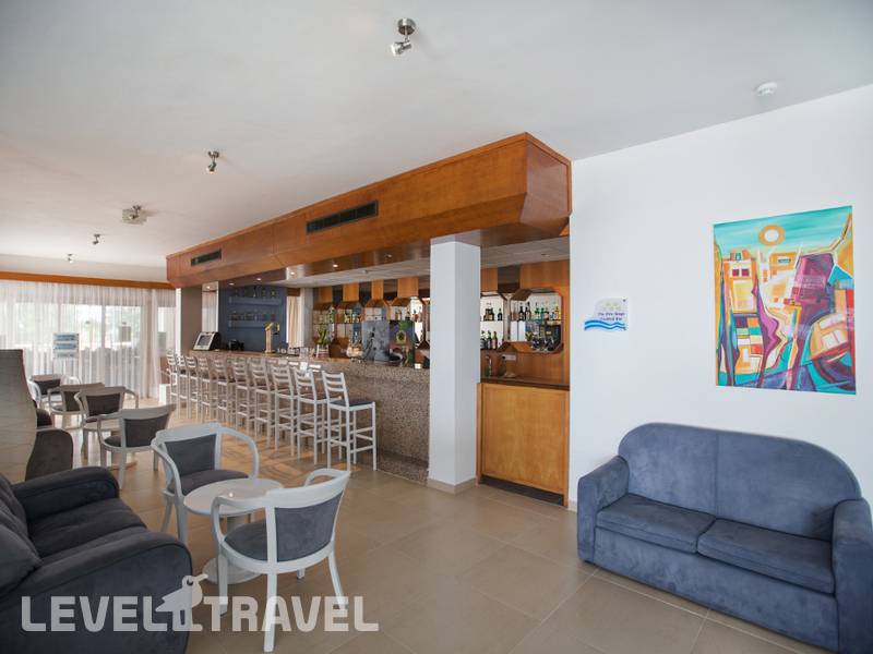 Фотография Adelais Bay Hotel