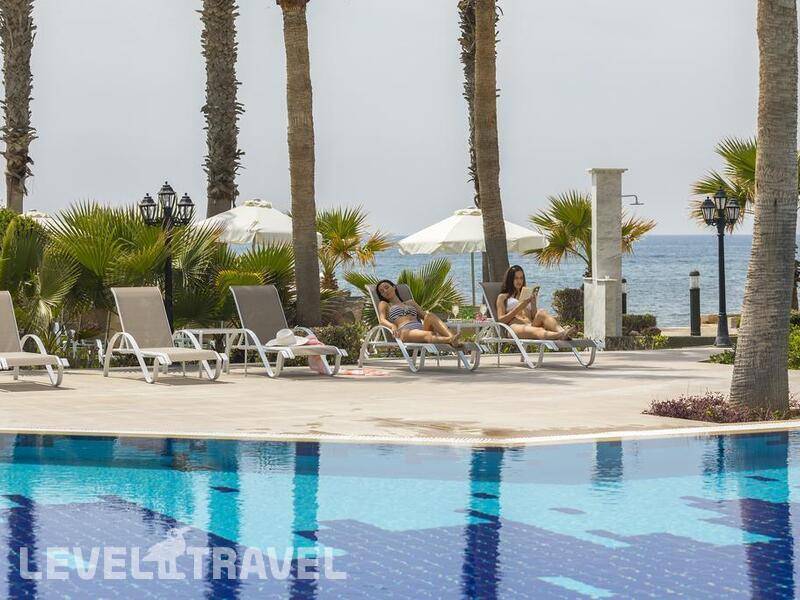 Фотография Aquamare Beach Hotel & Spa