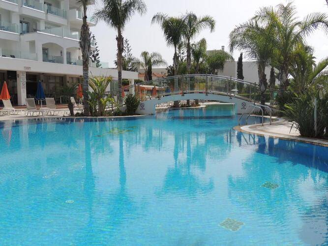 Anesis Hotel