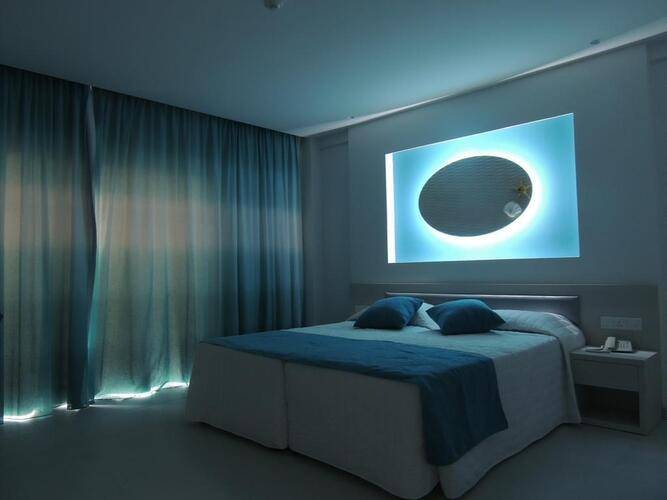 Anesis Hotel