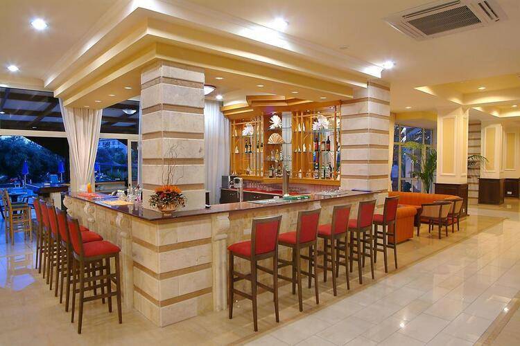 Anesis Hotel