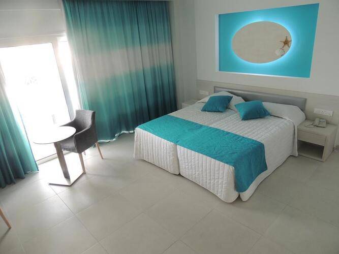Anesis Hotel
