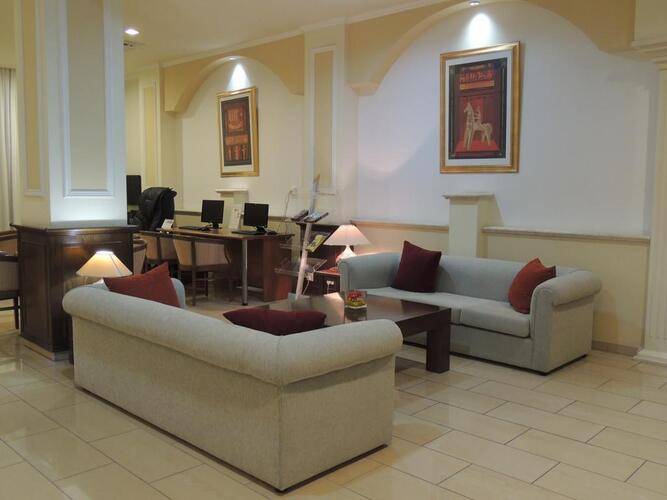 Anesis Hotel