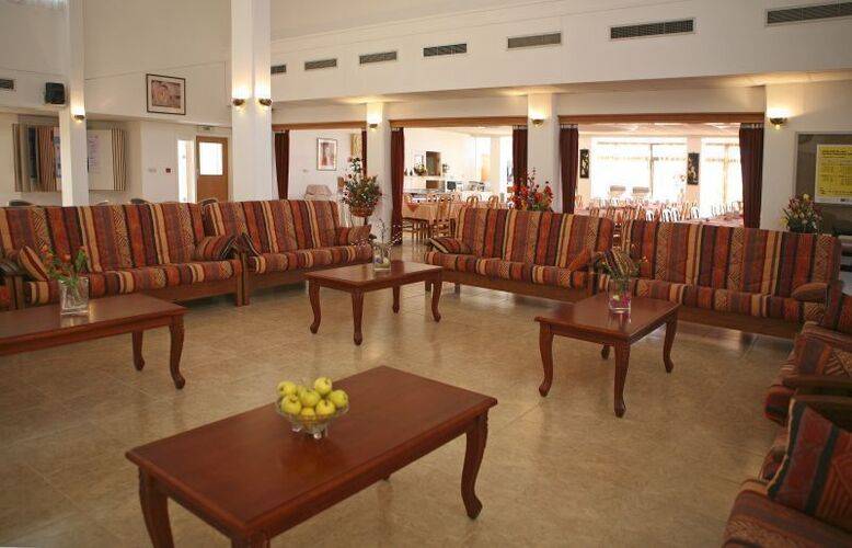 Corallia Beach Hotels Apts