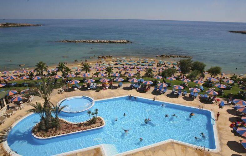 Corallia Beach Hotels Apts