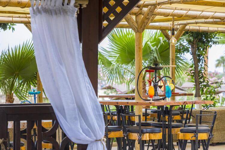Cavo Maris Beach Hotel