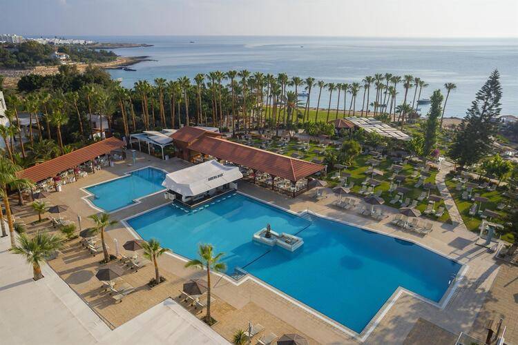 Cavo Maris Beach Hotel
